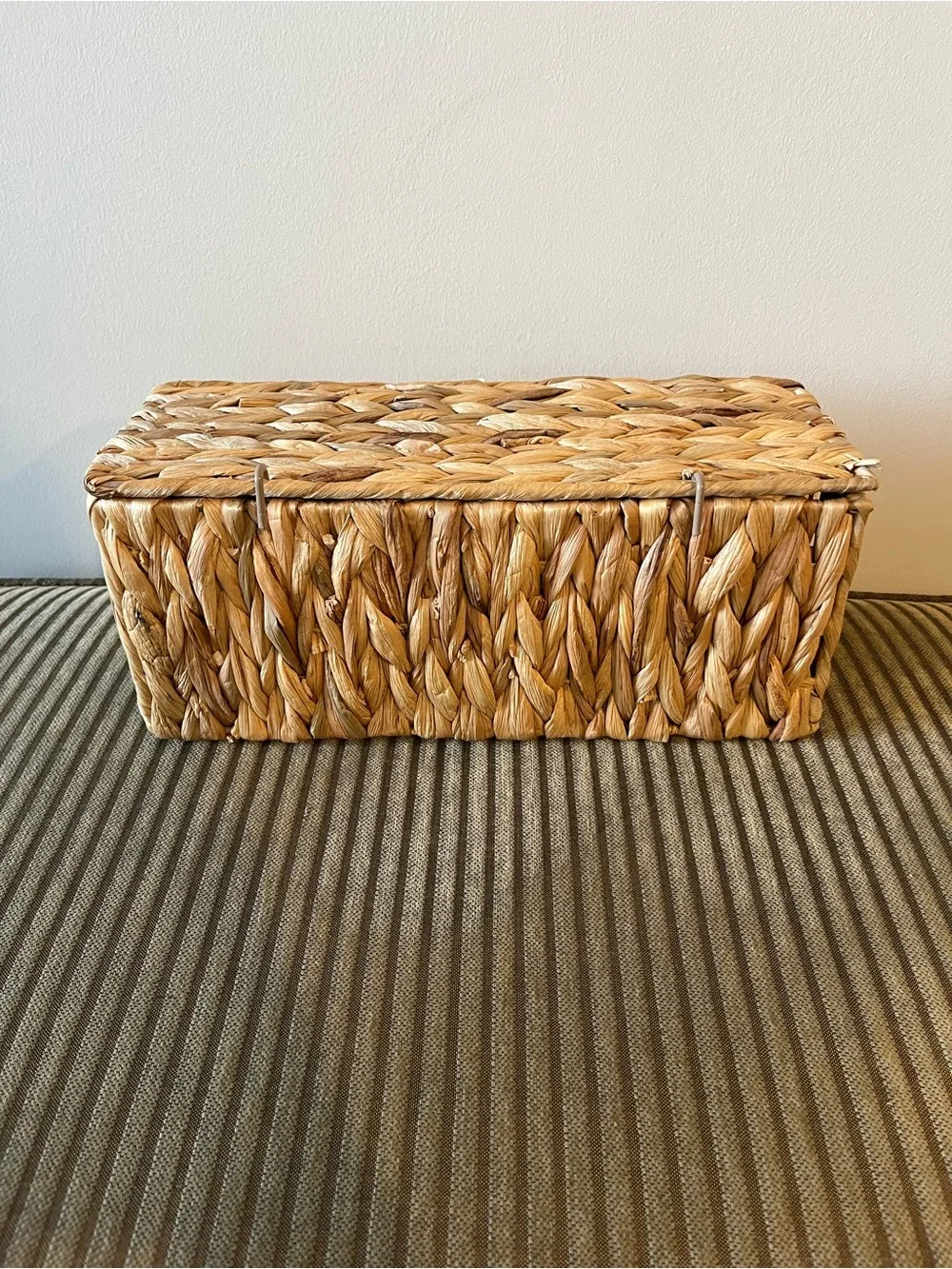 N/A wicker storage